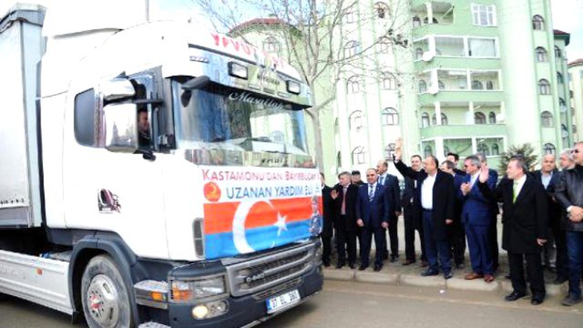 Kastamonu\'dan Bayırbucak Türkmenlerine 10 Tır Yardım