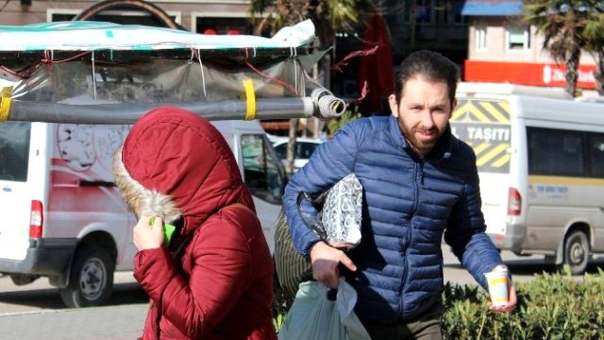 Lodos Bursa\'da Vatandaşlara Zor Anlar Yaşattı