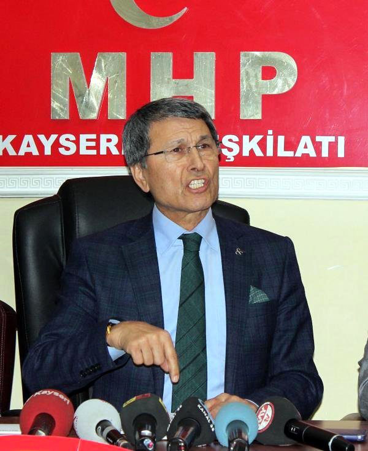 MHP\'li Halaçoğlu: Bilim Kuruluşlarının Başına Yandaş ve İdeolojik Görüşlü İnsanlar Getirilmemelidir