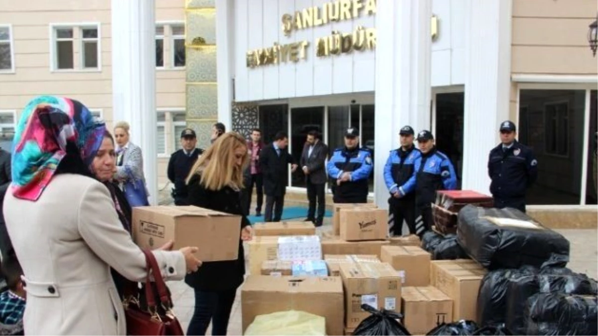 Polis Eşleri Çatışma Bölgesindeki Polislere Yemek Gönderdi