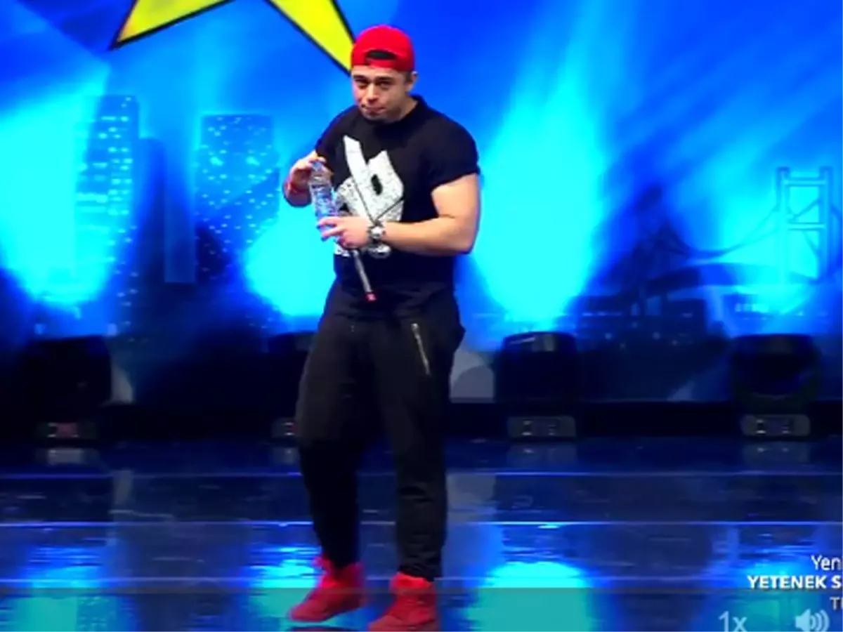 Salon \'Bir Daha\' Sesleriyle İnledi! Beatbox\'ta Fark Yaratan Bir Performans...