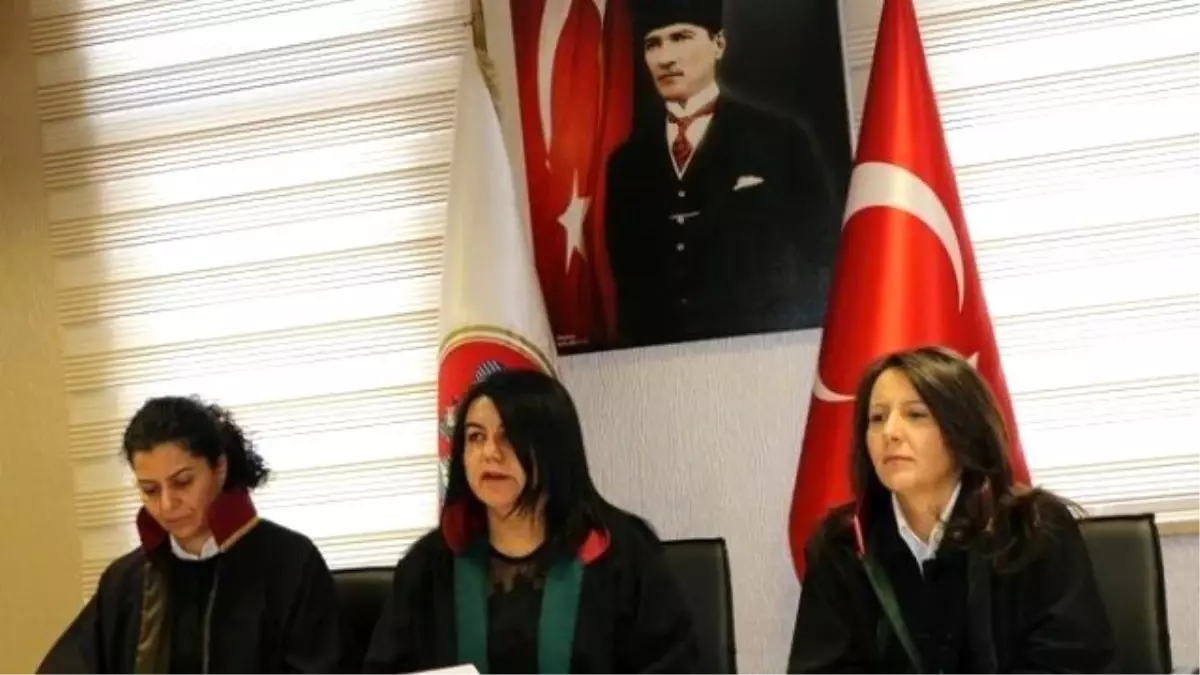 Sivas Barosu'ndan Özgecan Aslan Açıklaması