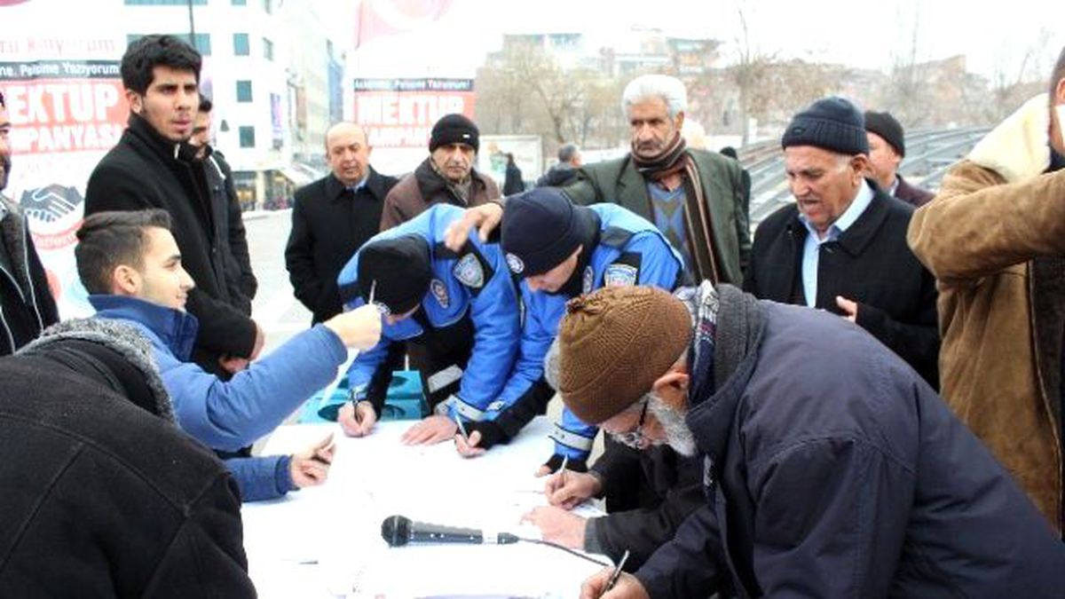 Terörü Kınıyorum, Askerime, Polisime Yazıyorum\' Kampanyası Başlatıldı