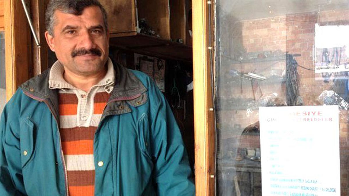 Veresiye Vermek İstemeyen Esnafın Astığı Tabela Fenomen Oldu