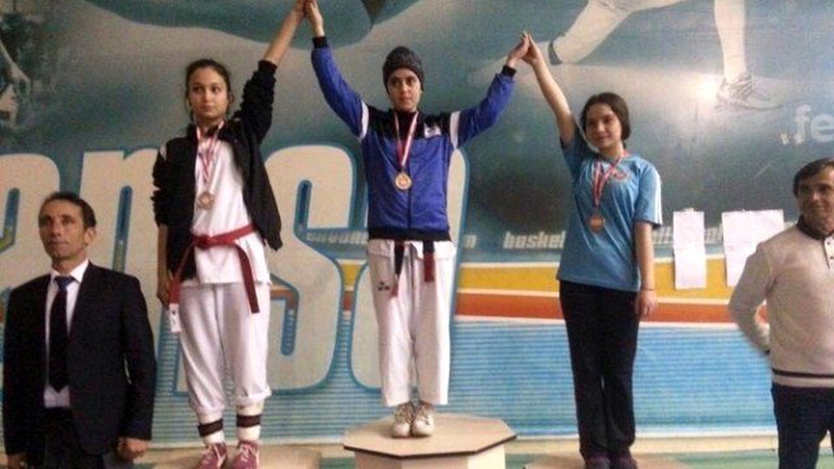 Yunusemre Belediyespor Taekwondo\'da Başarılı Oldu