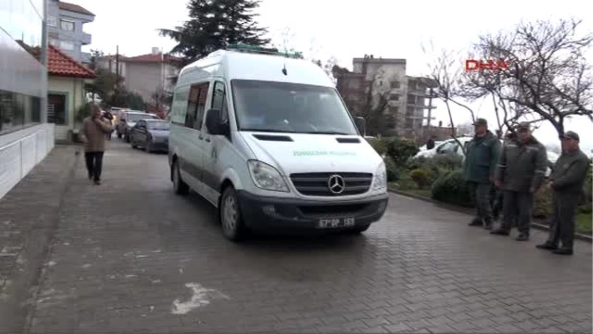 Zonguldak 2 Kişiyi Öldüren Gencin Polise Silah Çekip İntihar Etmesi Güvenlik Kamerasında-2