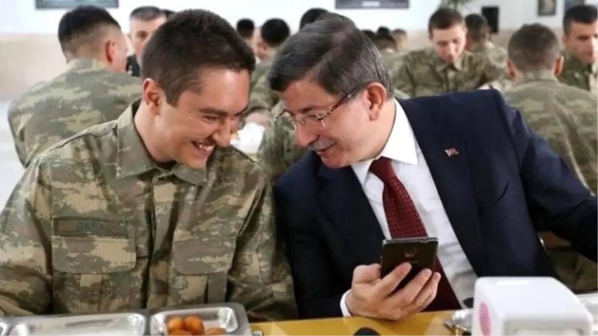 Başbakan Davutoğlu, Erzincan\'da Ahıska Türklerini Ziyaret Etti