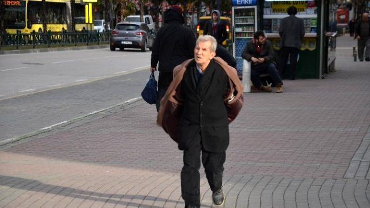 Bursa\'da Lodos Yürümeyi Bile Zorlaştırıyor