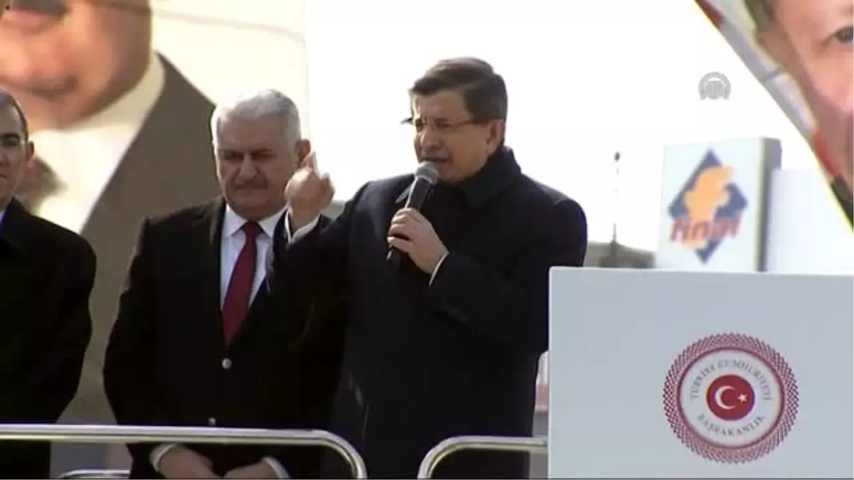 Davutoğlu: "Kardeşliğimize Kasteden Kim Olursa Olsun Kalleştir"