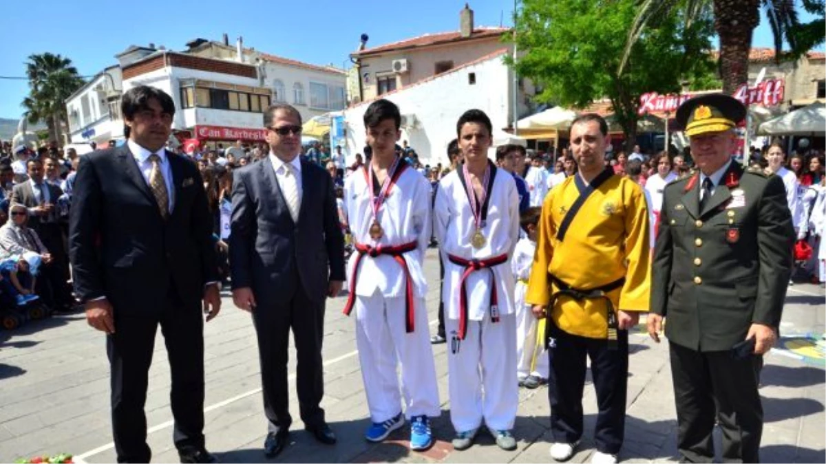 Foçalı Taekwondocular, Antalya\'da Yarışacak