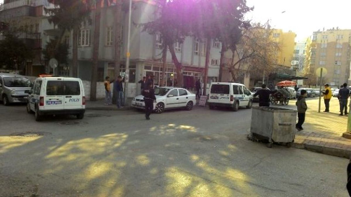 Kızların Kavgasını Polis Ayırdı