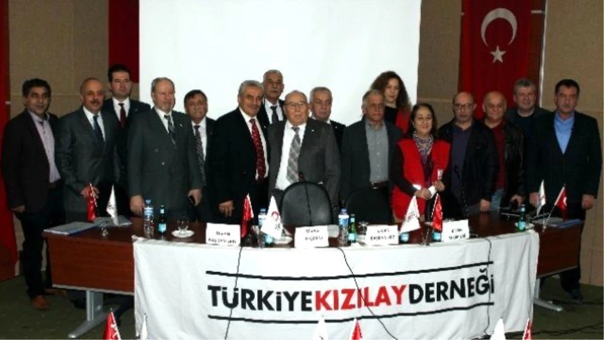 Salihli Kızılay\'da Türkoğlu Güven Tazeledi