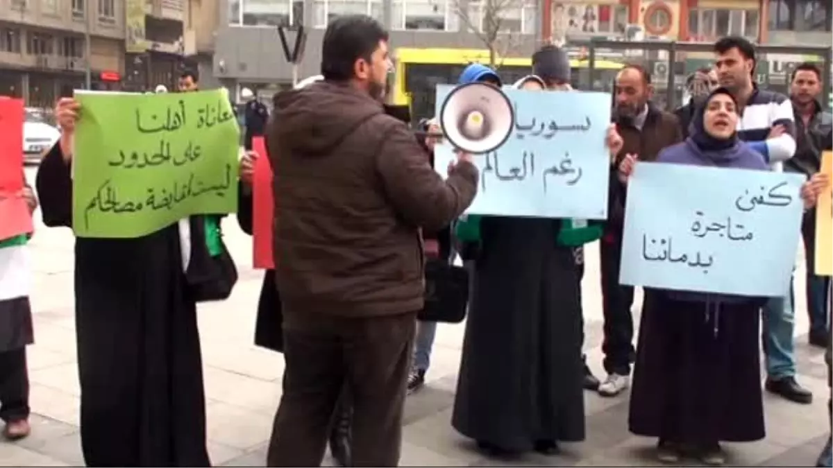 Suriyeli Sığınmacılar Rusya\'nın Hava Saldırılarını Protesto Etti