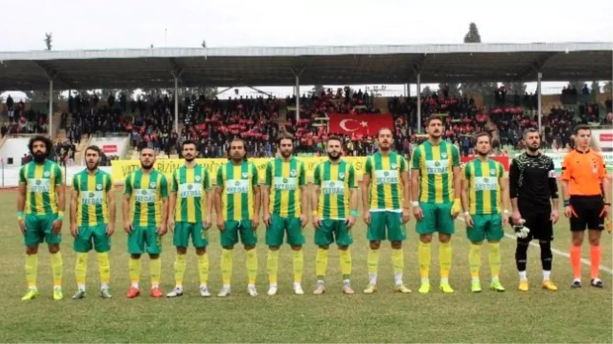 Adıyaman 1954 Spor Taraftarından Anlamlı Mesaj