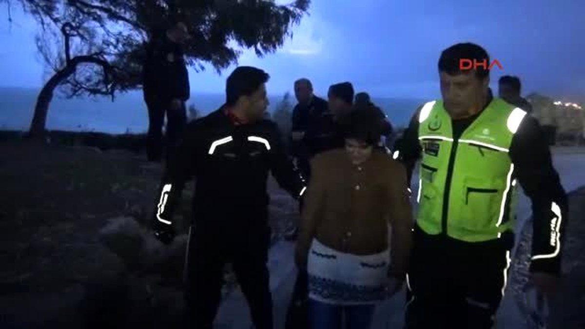 Antalya Boşandığı Eşi Çocuklarını Göstermeyice Falezlere Çıktı