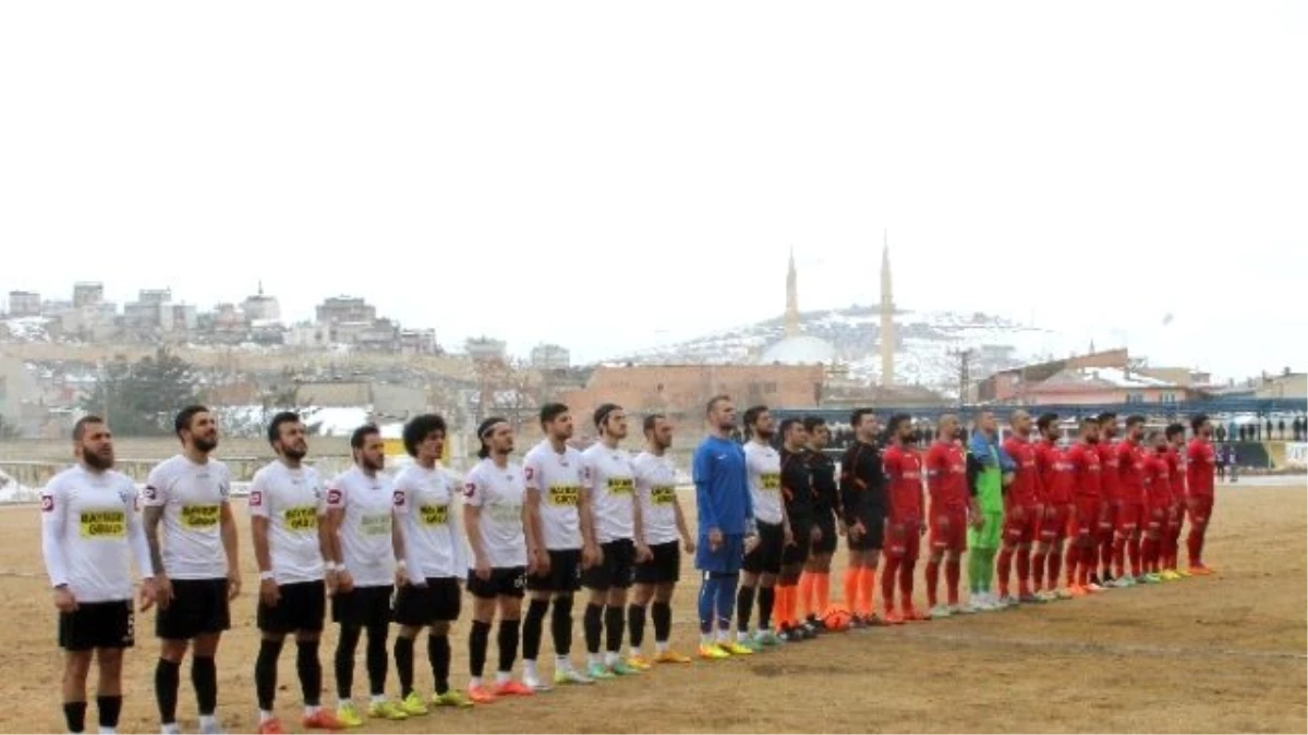 Bayburt Grup Özel İdarespor: 3 - Çanakkale Dardanelspor: 1