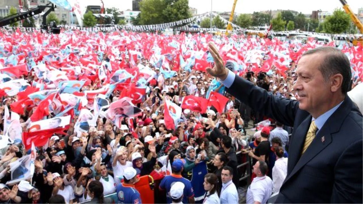 Erdoğan, Anayasa ve Başkanlık Sistemi İçin Sahaya İniyor