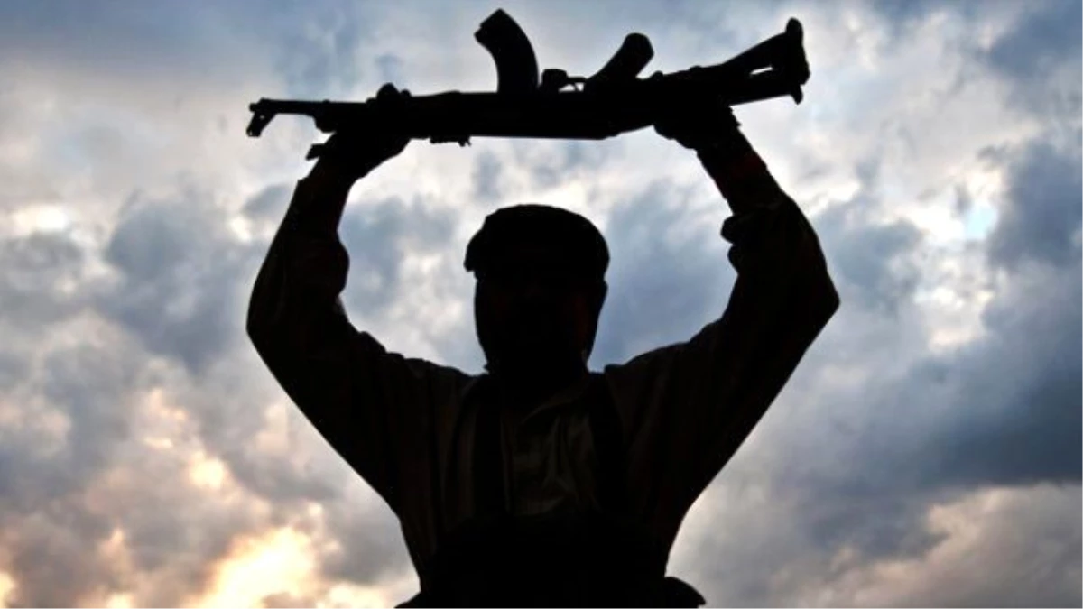 FT: Hayal Kırıklığına Uğrayan Muhalifler IŞİD\'e Katılıyor