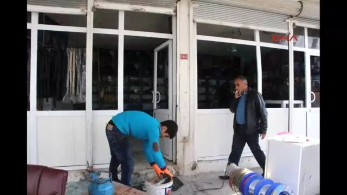 Nusaybin\'de Olaylı Gece: 1 Polis Yaralı