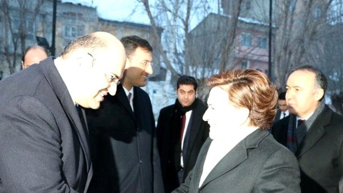 Bakan Fatma Güldemet Sarı, Ilıca Termal Tesisleri\'ni Gezdi