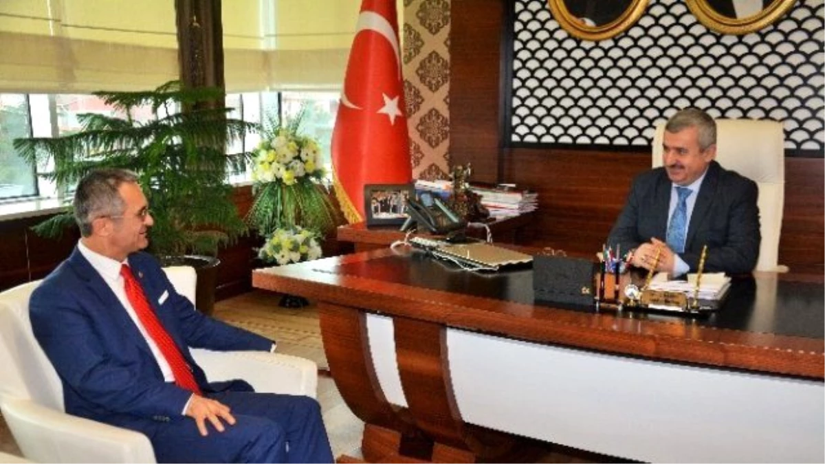 Başkan Baran, CHP Sivas Milletvekilini Ağırladı