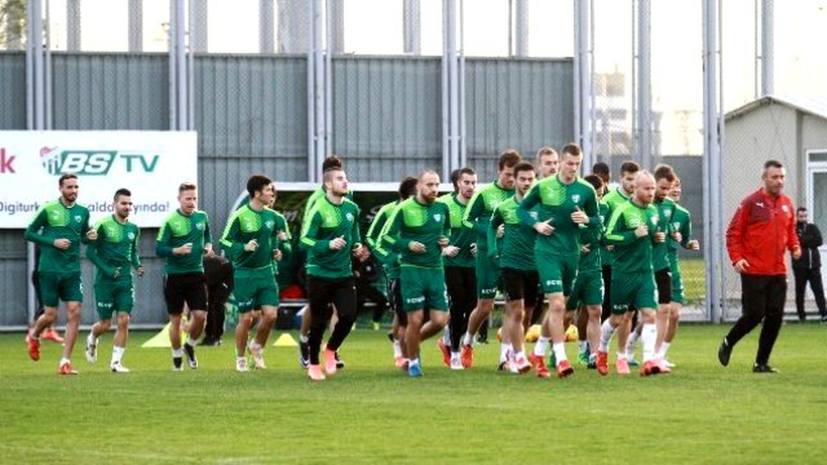 Bursaspor\'da Fenerbahçe Hazırlıkları Başladı
