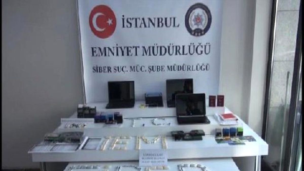 Çağrı Merkezi ile Dolandırıcılık Operasyonu: 20 Gözaltı