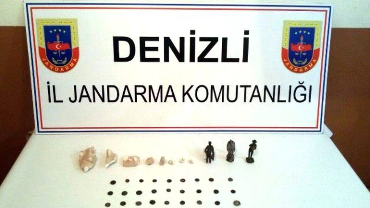 Denizli\'de 60 Adet Tarihi Eser Ele Geçirildi