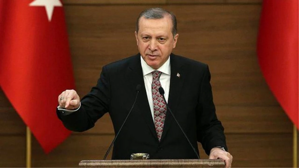 Erdoğan\'dan DİSK Genel Kurulu\'ndaki Sloganlar İçin Suç Duyurusu