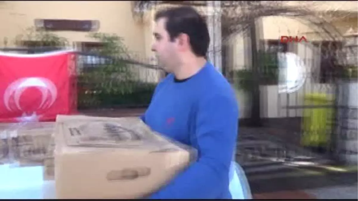 Sur\'da Görev Yapan Güvenlik Güçlerine \'Anne İşi\' Yiyecek