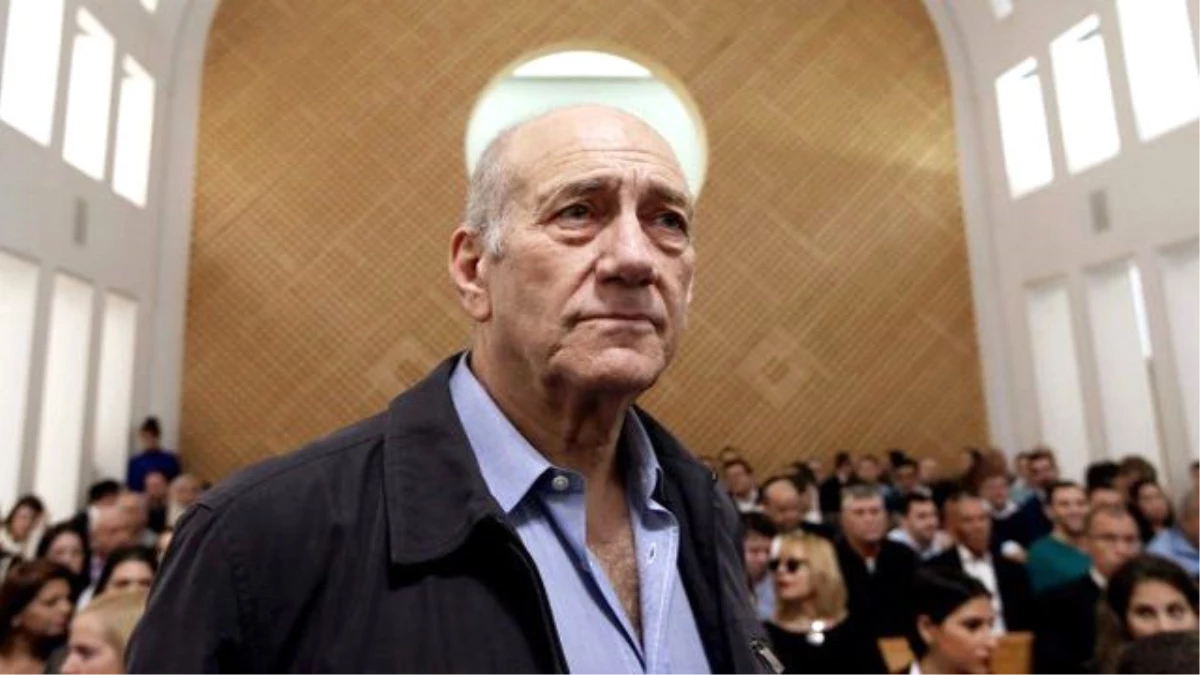 İsrail Eski Başbakanı Ehud Olmert Hapse Girdi