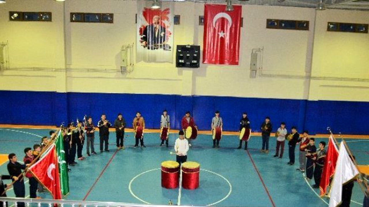 Körfezli Öğrenciler Mehter Takımı Kuruldu