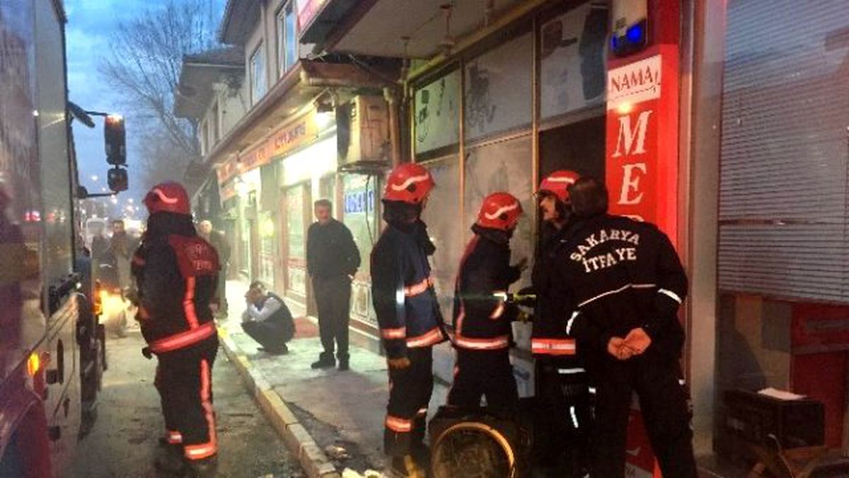 Medikal Dükkanında Yangın