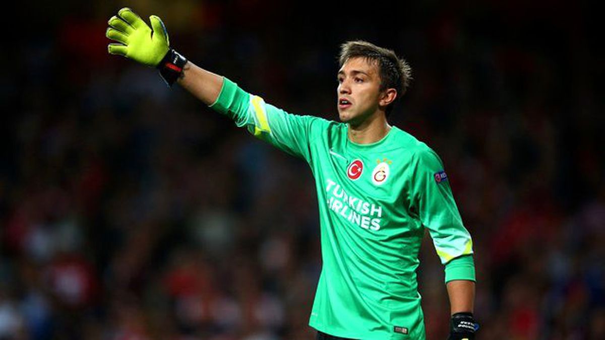 Takım, Fernando Muslera'nın Başını Yaktı