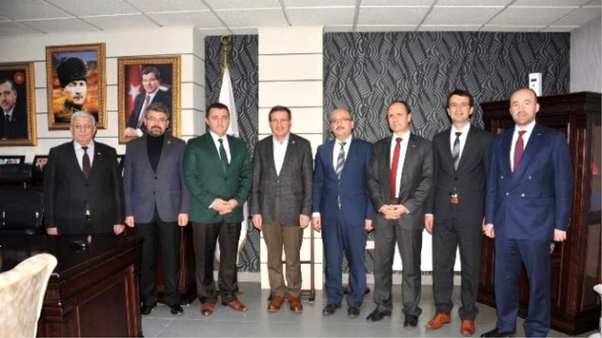 AK Parti Kocaeli Milletvekili İlyas Şeker Başkan Bakıcı\'yı Ziyaret Etti