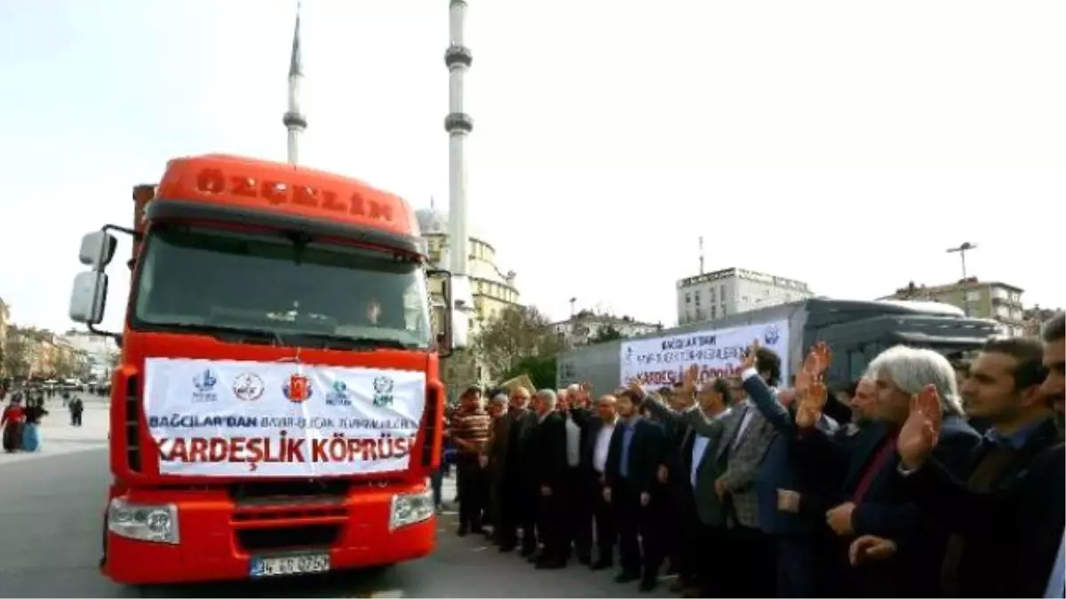 Bağcılar\'dan Bayır-Bucak Türkmenleri İçin 2 Tır Yardım Malzemesi Yola Çıktı