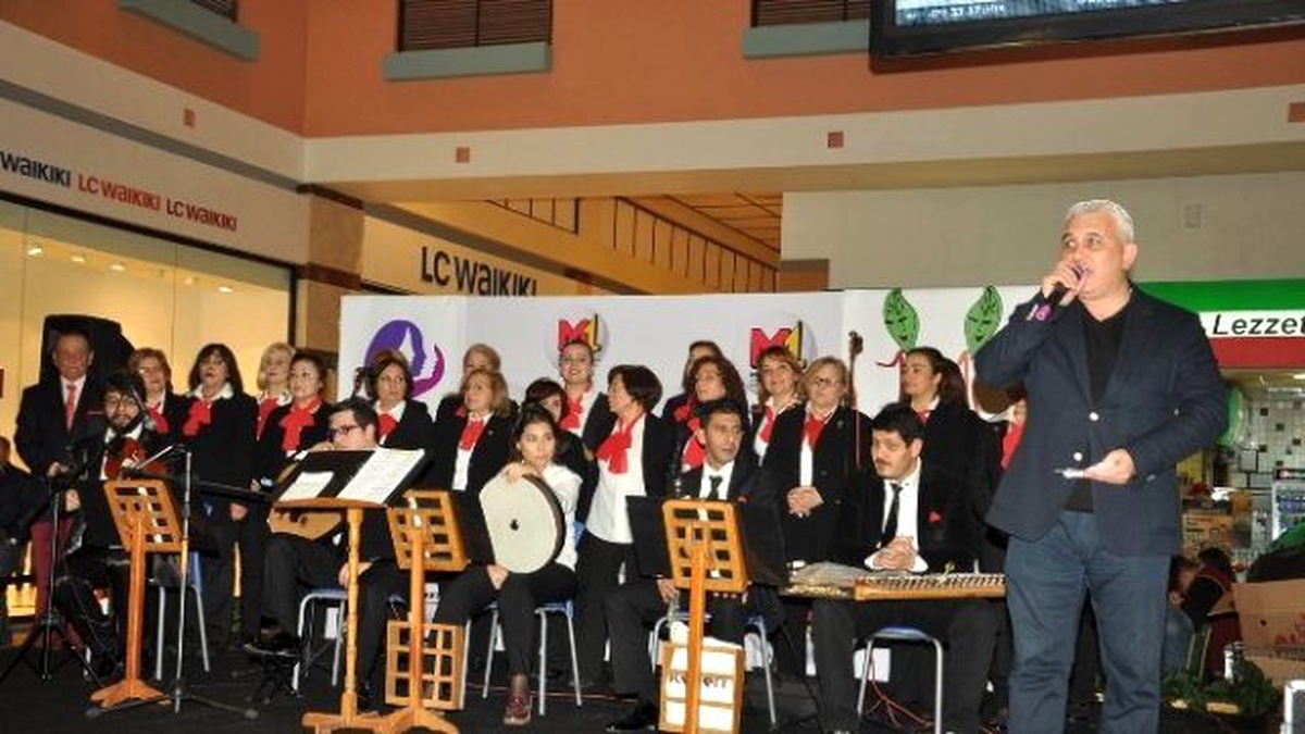 Büyükşehir, 14 Şubat\'ta Kadın Mahkumları Yalnız Bırakmadı