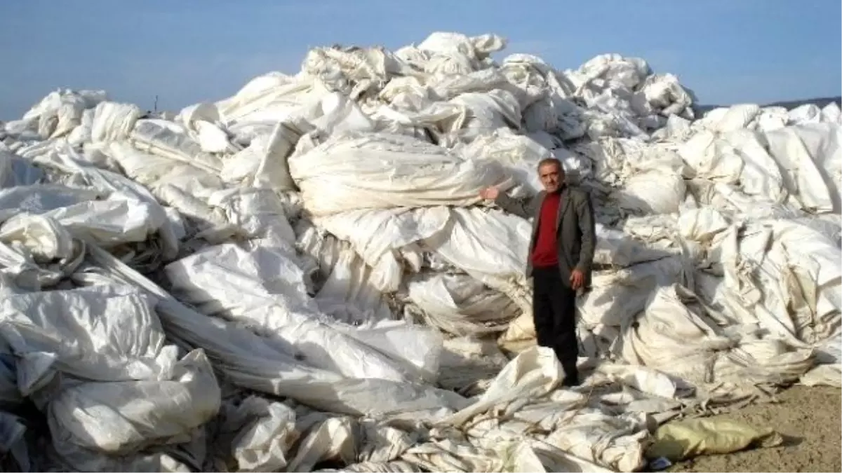 Ömrünü Tamamlayan Naylon Örtüler 35 Milyon Zarara Neden Oldu