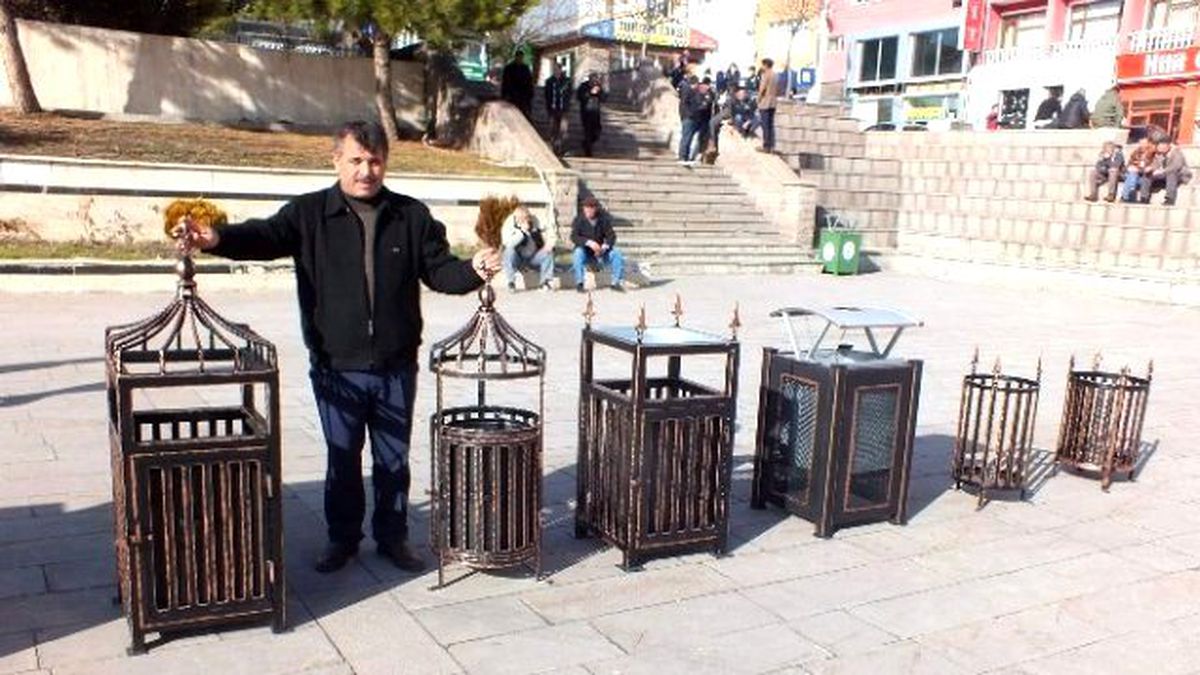 Osmanlı ve Selçuklu Motifli Çöp Kafesleri Dikkat Çekiyor