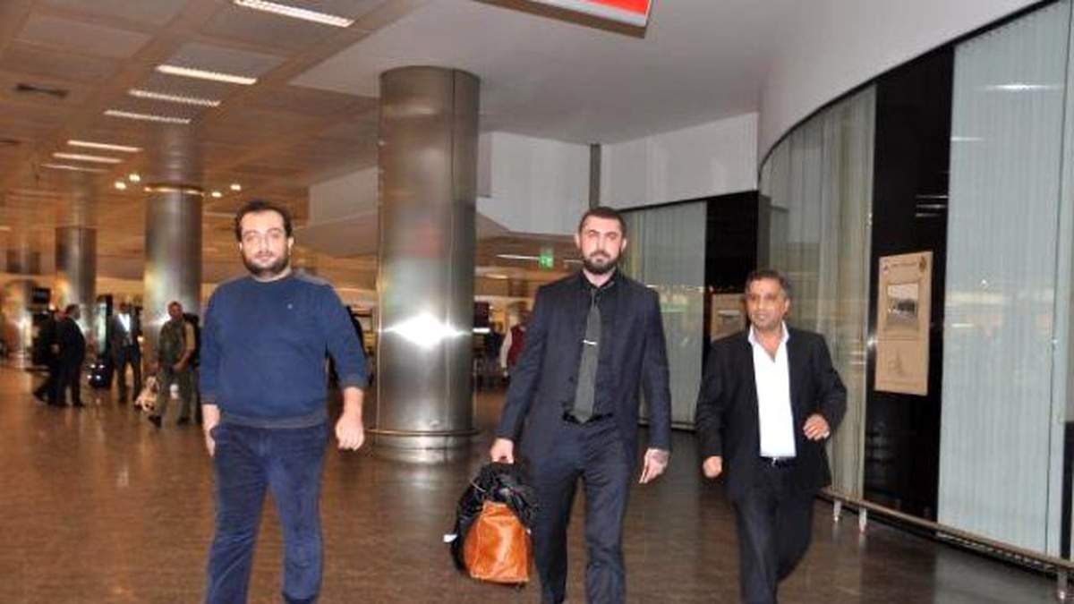 Rusya\'da Casusluktan Yargılanarak Beraat Eden İşadamı Şıklaroğlu İstanbul\'a Geldi