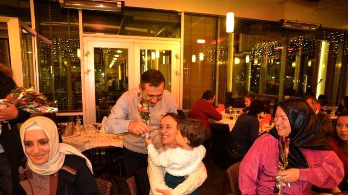 Tepebaşı Belediyesi Sevgilileri Unutmadı