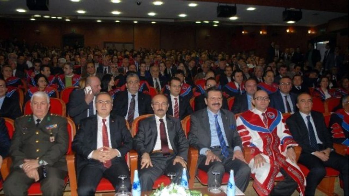 TOBB Başkanı Hisarcıklıoğlu\'na Makü\'den Fahri Doktora Payesi