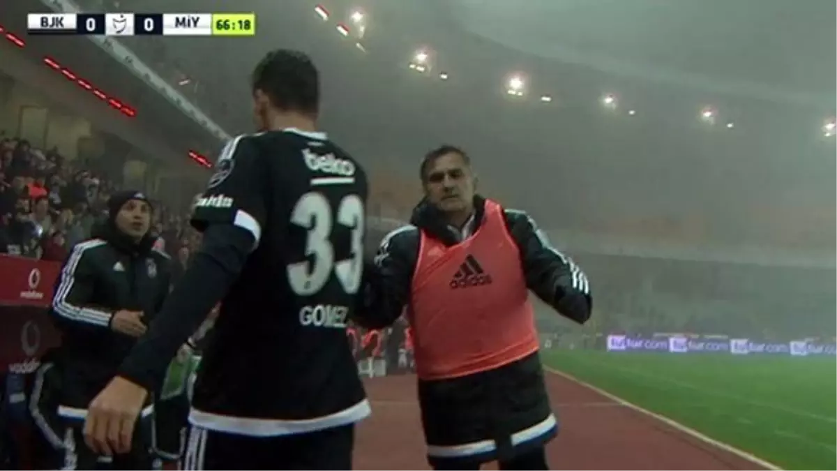 Beşiktaşlı Mario Gomez, Şenol Güneş\'in Elini Sıkmadı