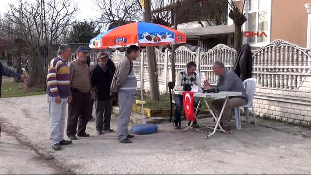 Düzce - Bina Mühürlendi, Muhtarlık Sokağa Taşındı