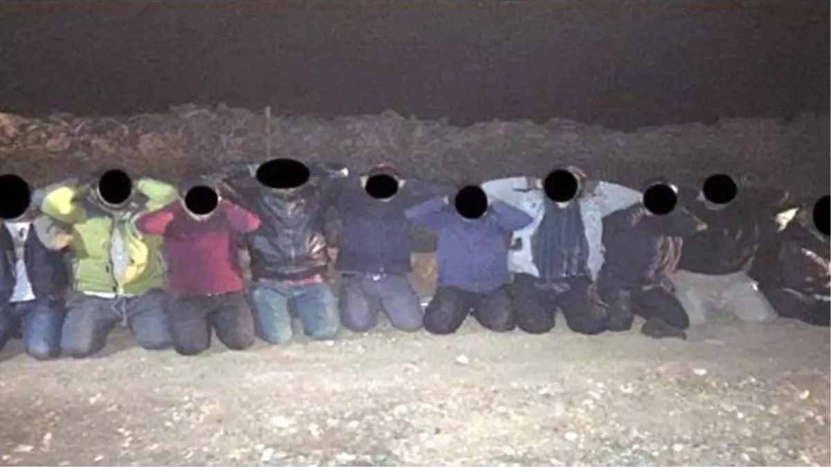 Türkiye\'den Suriye\'ye Girmeye Çalışan 13 IŞİD\'li Yakalandı