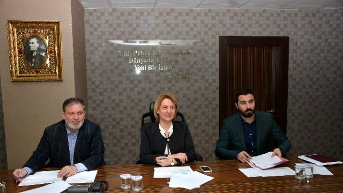İzmit Taksi Duraklarının İhalesi Yapıldı