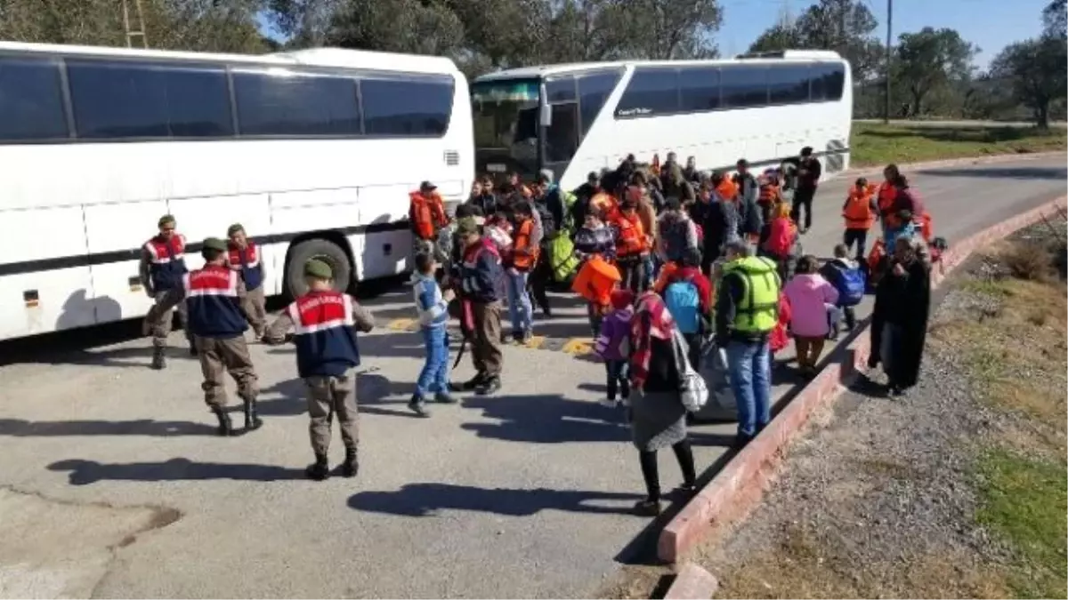 Jandarma İnsan Tacirlerine Göz Açtırmıyor