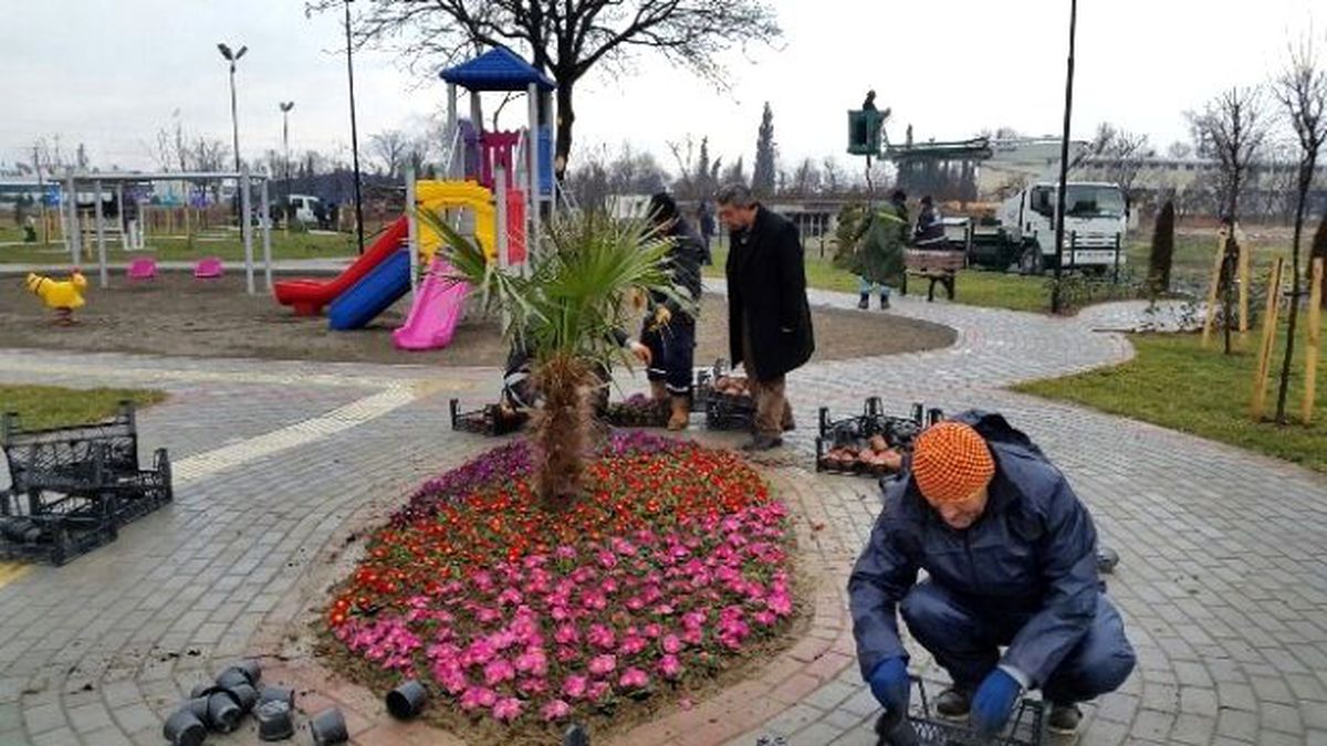 Parklar Bahara Hazırlanıyor