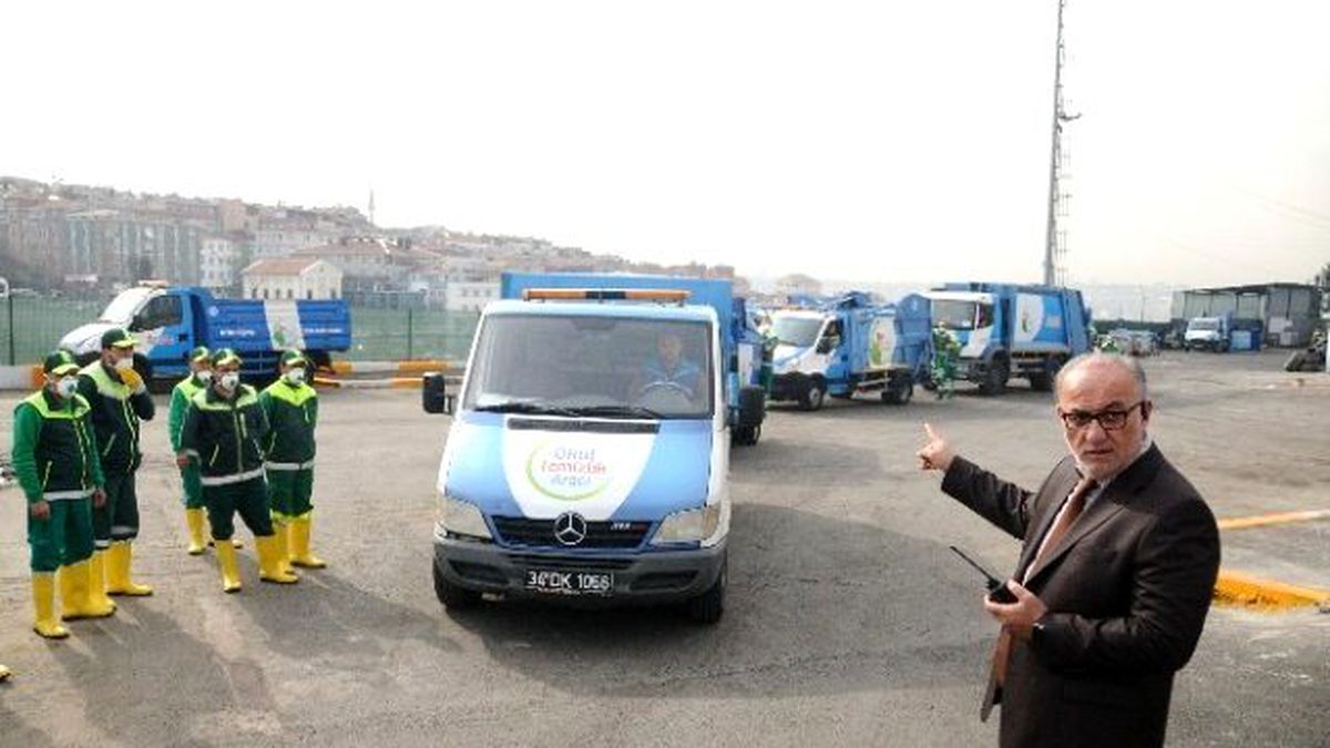 'Prenses'in Evine Giren Ekipler Kamyonlarca Çöp Çıkardı