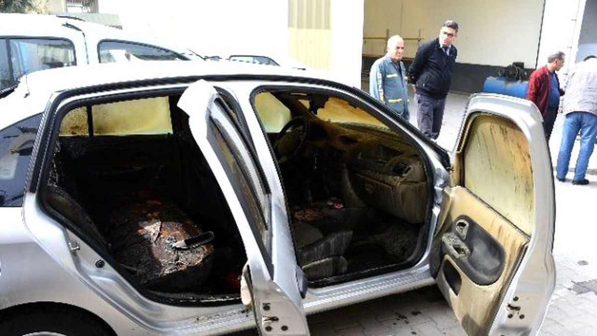 Resmi Plakalı Araca Molotof Kokteylli Saldırı